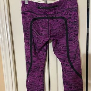 Lululemon Capri legging in great condition.